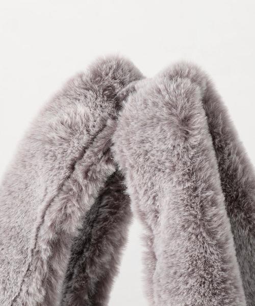 coen（コーエン）の「【新色登場】【『LEE』11月号掲載】フェイクファーバッグ(ライトグレー / ダークブラウン ⇒ WEB限定カラー）（トートバッグ・レディース・グレー/ライトグレー/ブラウン/ダークブラウン/ベージュ/ピンク/ナチュラル/ライラック・FREE）」の14枚目の写真