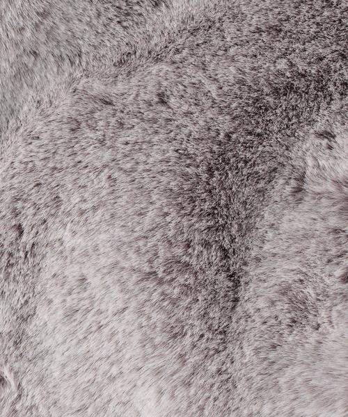 coen（コーエン）の「【新色登場】【『LEE』11月号掲載】フェイクファーバッグ(ライトグレー / ダークブラウン ⇒ WEB限定カラー）（トートバッグ・レディース・グレー/ライトグレー/ブラウン/ダークブラウン/ベージュ/ピンク/ナチュラル/ライラック・FREE）」の16枚目の写真