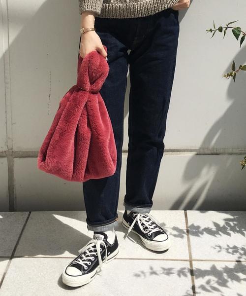 coen（コーエン）の「【新色登場】【『LEE』11月号掲載】フェイクファーバッグ(ライトグレー / ダークブラウン ⇒ WEB限定カラー）（トートバッグ・レディース・グレー/ライトグレー/ブラウン/ダークブラウン/ベージュ/ピンク/ナチュラル/ライラック・FREE）」の12枚目の写真