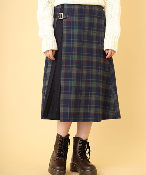 OLIVE des OLIVE(オリーブデオリーブ)の「【mina×村田倫子×OLIVE des OLIVE】チェックプリーツスカート◆(スカート・レディース・レッド/イエロー/グリーン・FREE)」の8枚目の写真