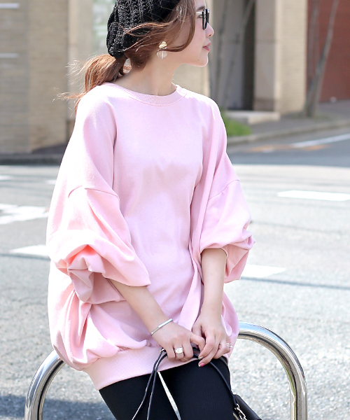 Bab Bou Jeloud（バブブージュルード）の「【ＷＥＢ限定】ビッグシルエット スウェット プルオーバー（スウェット・レディース・ライトグレー/ブラック/ピンク・FREE）」の3枚目の写真