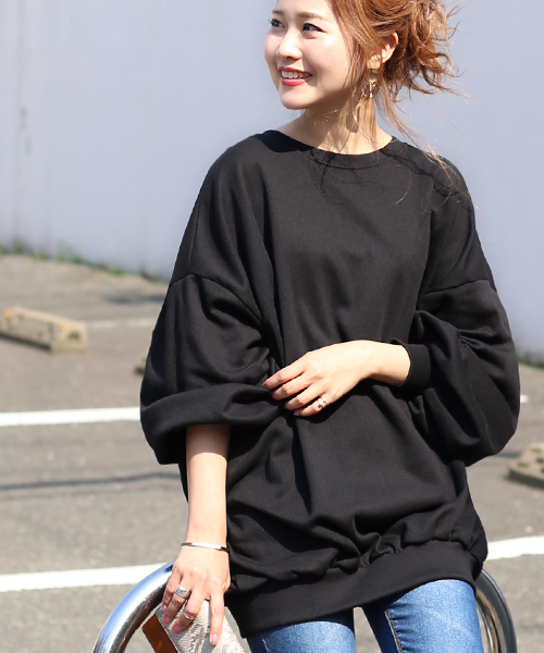 Bab Bou Jeloud（バブブージュルード）の「【ＷＥＢ限定】ビッグシルエット スウェット プルオーバー（スウェット・レディース・ライトグレー/ブラック/ピンク・FREE）」の2枚目の写真