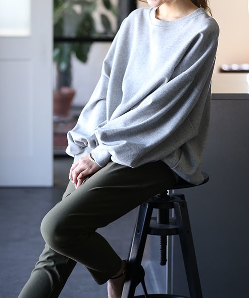 Bab Bou Jeloud（バブブージュルード）の「【ＷＥＢ限定】ビッグシルエット スウェット プルオーバー（スウェット・レディース・ライトグレー/ブラック/ピンク・FREE）」の8枚目の写真