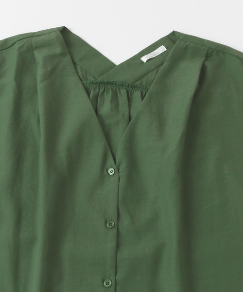 ITEMS URBANRESEARCH（アイテムズ アーバンリサーチ）の「フレンチソデブラウス（シャツ/ブラウス・レディース・ブラック/パープル/グリーン/ベージュ系その他・FREE）」の22枚目の写真