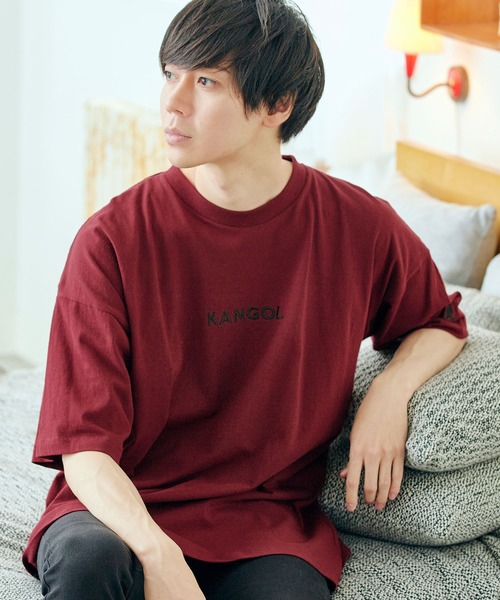 KANGOL(カンゴール)の「▽WEB限定 MONO-MART×KANGOL 別注ロゴ刺繍 プリント半袖Tee オーバーサイズカットソー ワッペン トップス(Tシャツ/カットソー)」|ボルドー