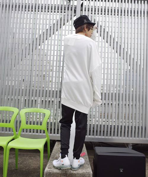 rovtski（ロフトスキー）の「NEOPRANE PRINT CREW NECK F/ネオプレーンプリントクルースウェット（スウェット・レディース・ホワイト/ブラック・FREE）」の4枚目の写真