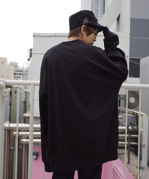 rovtski（ロフトスキー）の「NEOPRANE PRINT CREW NECK F/ネオプレーンプリントクルースウェット（スウェット・レディース・ホワイト/ブラック・FREE）」の21枚目の写真