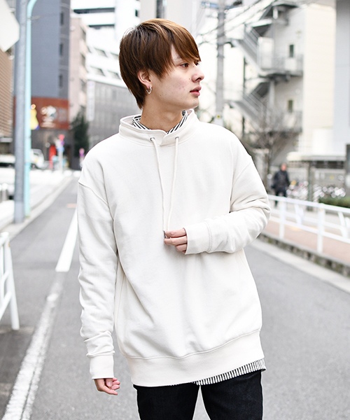 kutir（クティール）の「スタンドカラー裏毛トップス（スウェット・メンズ・ホワイト/ブラック/ベージュ・MEDIUM/LARGE）」の2枚目の写真