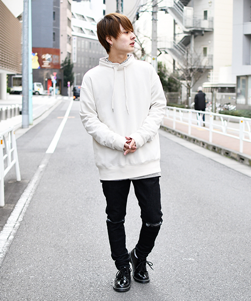 kutir（クティール）の「スタンドカラー裏毛トップス（スウェット・メンズ・ホワイト/ブラック/ベージュ・MEDIUM/LARGE）」の8枚目の写真