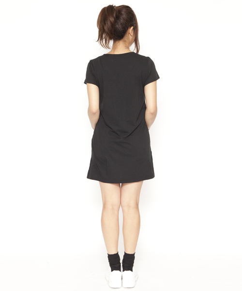 X-girl（エックスガール）の「VARIOUS S/S V-NECK DRESS（ワンピース・レディース・ホワイト/ブラック/グレー/ピンク・1/2）」の6枚目の写真