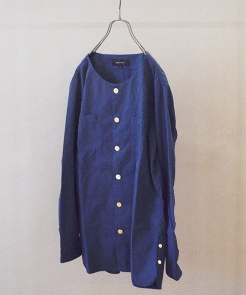 SHIPS JET BLUE（シップスジェットブルー）の「【転】JB: ノーカラーシャツ■（シャツ/ブラウス・メンズ・オフホワイト/チャコールグレー/ブルー・MEDIUM/SMALL/LARGE）」の3枚目の写真