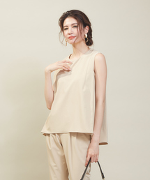 2WAYストレッチノースリーブトップス