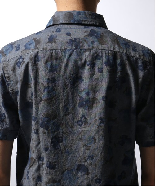 EDIFICE（エディフィス）の「Matteucci / Belesto 別注 ハイビスカスパターン オープンカラー シャツ（シャツ/ブラウス・メンズ・グレー・MEDIUM/SMALL/LARGE）」の14枚目の写真