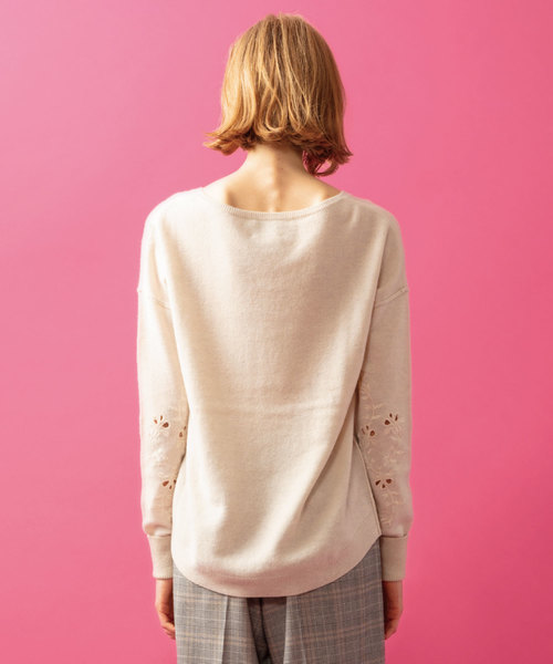 JETSET SOLO PLUS (ジェットセットソロプラス)の「【CHARLI】カットワーク刺繍スリーブニット(ニット/セーター・レディース・アイボリー/ダークグレー・36)」の5枚目の写真