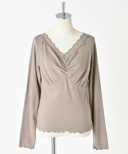 one after another NICE CLAUP(ワンアフターアナザーナイスクラップ)の「レース付き長袖インナー(Tシャツ/カットソー・レディース・ブラック/オフホワイト/ピンク/モカ・FREE)」の1枚目の写真