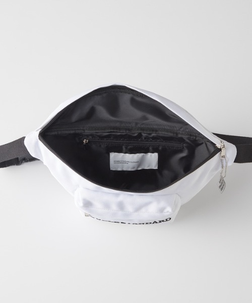 DOUBLE STANDARD CLOTHING（ダブルスタンダードクロージング）の「ロゴボディバッグ（ボディバッグ/ウエストポーチ・レディース・ブラック/オフホワイト・FREE）」の5枚目の写真