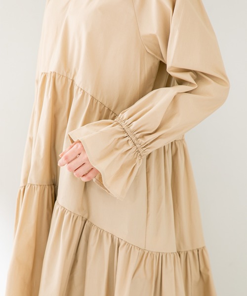 STUDIOUS（ステュディオス）の「【STUDIOUS】ギャザーフレア チュニック ミニ ワンピース（ワンピース・レディース・ホワイト/ブラック/ベージュ・FREE）」の17枚目の写真