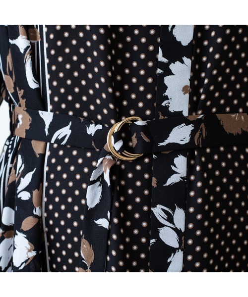 LOUNGEDRESS(ラウンジドレス)の「ドットフラワーワンピース(ワンピース・レディース・ブラック/ネイビー・FREE)」の10枚目の写真