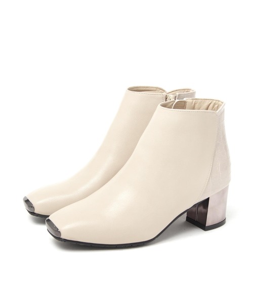 grandfleur（グランドフルール）の「異素材使いのメタリックヒール/ショートブーツ（ブーツ・レディース・ブラック/ブラウン/アイボリー・LL/S/M/L）」の4枚目の写真