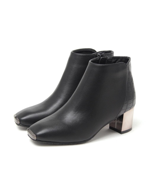 grandfleur（グランドフルール）の「異素材使いのメタリックヒール/ショートブーツ（ブーツ・レディース・ブラック/ブラウン/アイボリー・LL/S/M/L）」の5枚目の写真