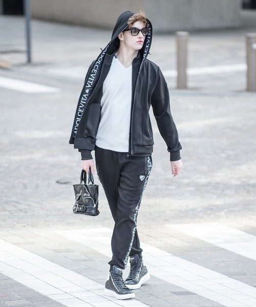 Buffalo Bobs（バッファローボブズ）の「TROMPE-L'OEIL(トロンプ