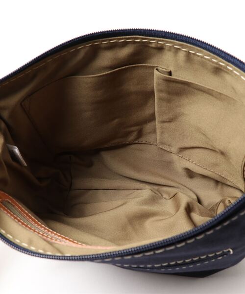fes（フェス）の「【fes/フェス】キャンバス×カウレザーショルダーバッグ（ショルダーバッグ・レディース・グレー/カーキ/ネイビー・FREE）」の6枚目の写真