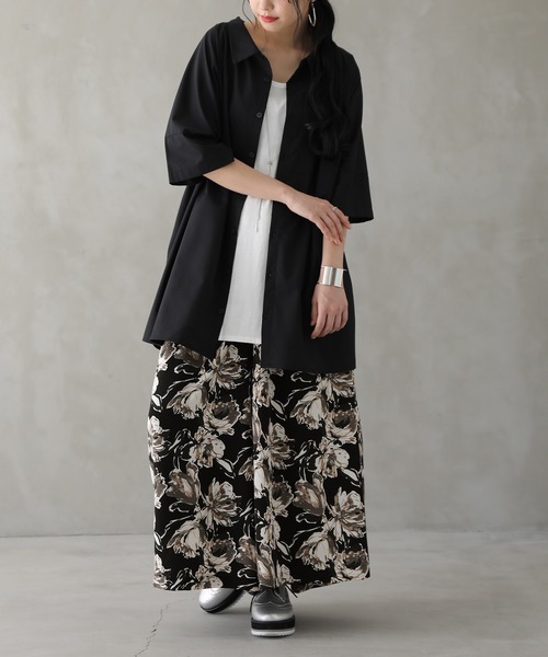 osharewalker(オシャレウォーカー)の「【廃盤】『ビッグフラワーワイドパンツ』(その他パンツ・レディース・ブラック/イエロー・FREE)」の4枚目の写真