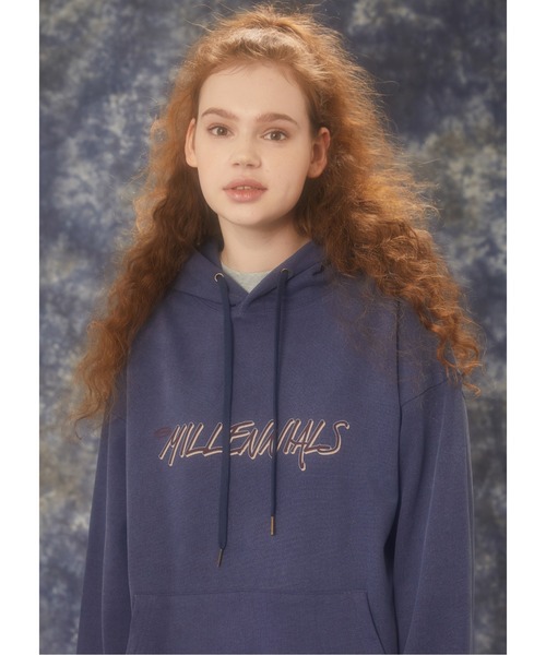 MCnCHIPs(メッケンチップス)の「【MCnCHIPs】VINTAGE PIGMENT HOODIE / メッケンチップス ヴィンテージ ピグメント フーディー(パーカー・レディース・チャコールグレー/ブルー・1/2)」の9枚目の写真