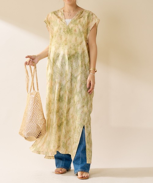 SHENERY（シーナリー）の「ボタニカルプリントドレス（ワンピース・レディース・ピンク/ベージュ・FREE）」の5枚目の写真