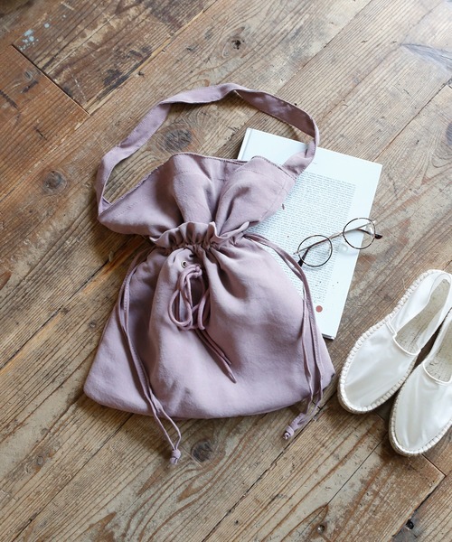 ACCOMMODE(アコモデ)の「ギャザーポケットショルダー(ショルダーバッグ・レディース・ラベンダー/ベージュ/グリーン・FREE)」の3枚目の写真