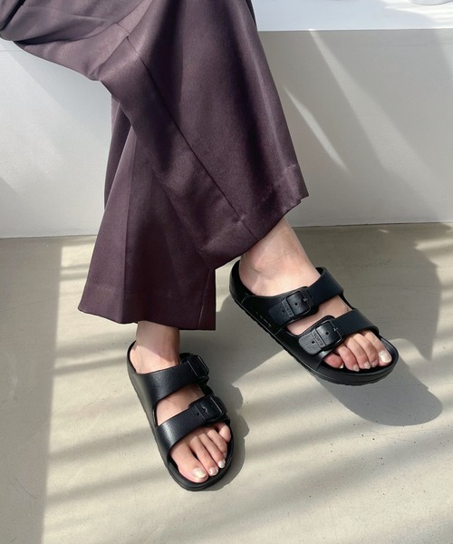 ORTR(オーアールティーアール)の「ORTR オーアールティーアール ダブルベルトシャワーサンダル OT3207(サンダル・レディース・パープル/レッド/ホワイト/イエロー/ブラック/グレー・23.0cm/24.0cm/21.0cm/28.0cm/27.0cm/26.0cm/25.0cm/22.0cm)」の16枚目の写真