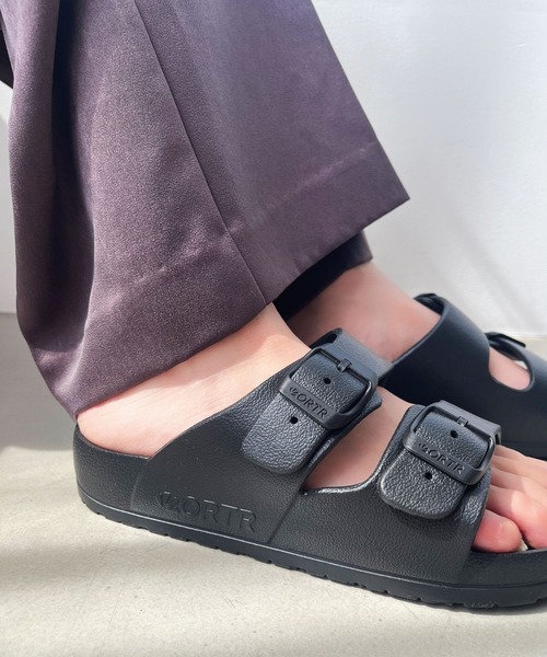 ORTR(オーアールティーアール)の「ORTR オーアールティーアール ダブルベルトシャワーサンダル OT3207(サンダル・レディース・パープル/レッド/ホワイト/イエロー/ブラック/グレー・23.0cm/24.0cm/21.0cm/28.0cm/27.0cm/26.0cm/25.0cm/22.0cm)」の20枚目の写真