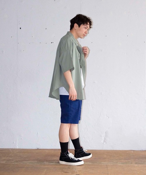 bonjour bonsoir（ボンジュール　ボンソワール）の「【bonjour bonsoir】ドロップショルダー半袖シャツ（シャツ/ブラウス・メンズ・ベージュ/サックスブルー/グリーン/スミクロ・M/L/XL）」の22枚目の写真