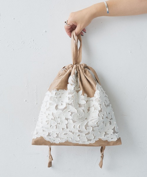 BEARDSLEY（ビアズリー）の「ジャガード巾着（トートバッグ・レディース・グレー/モカ・FREE）」の2枚目の写真