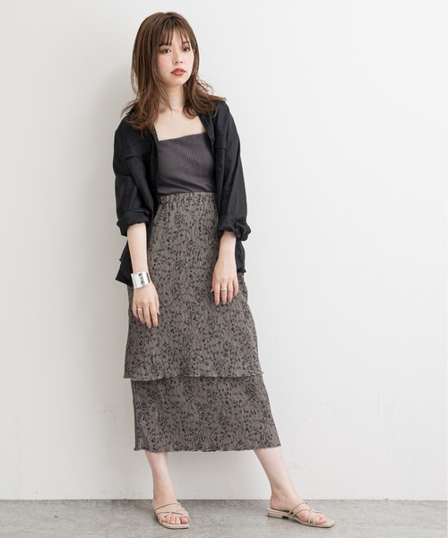 natural couture(ナチュラルクチュール)の「【WEB限定】クリンクル加工ティアードナロースカート(スカート・レディース・グレー/オフホワイト/サックスブルー・FREE)」の20枚目の写真