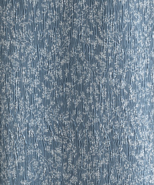 natural couture(ナチュラルクチュール)の「【WEB限定】クリンクル加工ティアードナロースカート(スカート・レディース・グレー/オフホワイト/サックスブルー・FREE)」の8枚目の写真