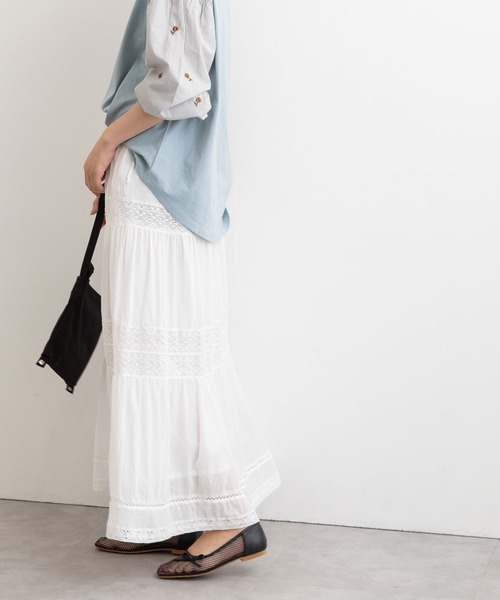 POU DOU DOU(プードゥドゥ)の「空羽コットンティアードスカート(スカート・レディース・ブラック/オフホワイト・3)」の6枚目の写真