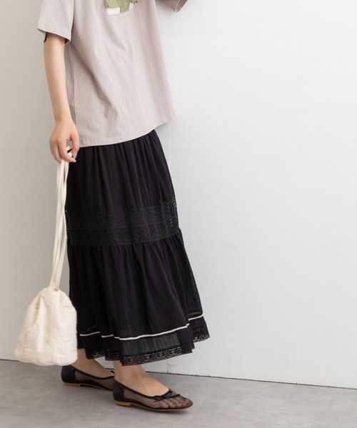 POU DOU DOU(プードゥドゥ)の「空羽コットンティアードスカート(スカート・レディース・ブラック/オフホワイト・3)」の4枚目の写真