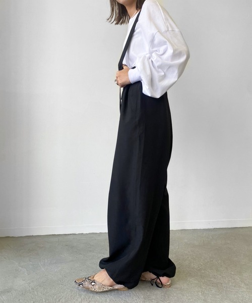 Birthday room（バースデイルーム）の「2wayでスタイリング幅をアップ。アーミーサロペットパンツ（サロペット/オーバーオール・レディース・ブラック/カーキ/オレンジ・FREE）」の21枚目の写真