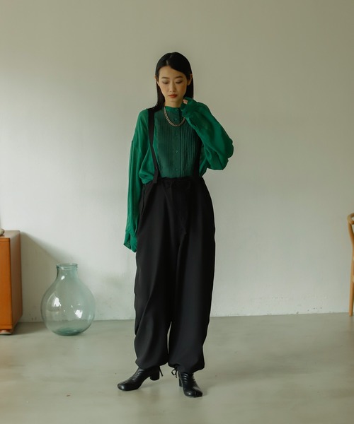 Birthday room（バースデイルーム）の「2wayでスタイリング幅をアップ。アーミーサロペットパンツ（サロペット/オーバーオール・レディース・ブラック/カーキ/オレンジ・FREE）」の5枚目の写真