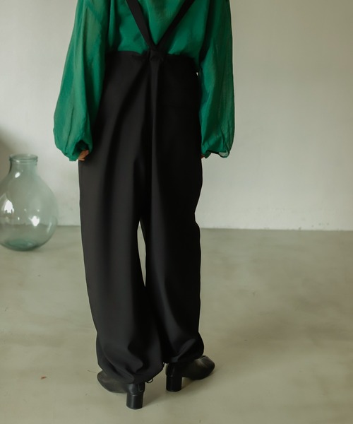 Birthday room（バースデイルーム）の「2wayでスタイリング幅をアップ。アーミーサロペットパンツ（サロペット/オーバーオール・レディース・ブラック/カーキ/オレンジ・FREE）」の10枚目の写真