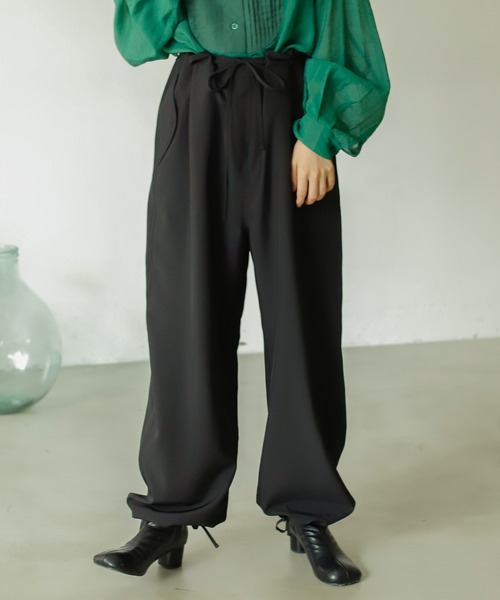 Birthday room（バースデイルーム）の「2wayでスタイリング幅をアップ。アーミーサロペットパンツ（サロペット/オーバーオール・レディース・ブラック/カーキ/オレンジ・FREE）」の16枚目の写真