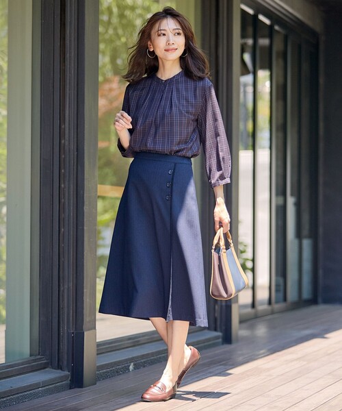 J.PRESS Ladies(J.プレス レディス)の「【洗える】LANATECヘリンボン スカート(スカート・レディース・グレー系/ネイビー系・S/XS/XXS)」の3枚目の写真