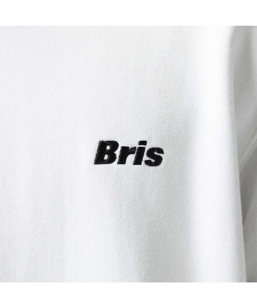 F.C.Real Bristol（エフシーレアルブリストル）の「SMALL LOGO CREWNECK SWEAT（スウェット・メンズ・ホワイト/ブラック/ネイビー/グレー/レッド/カーキ・SMALL/MEDIUM/LARGE/X-LARGE）」の17枚目の写真