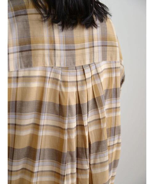 AMERICAN HOLIC（アメリカンホリック）の「Wポケットバックタックシャツチュニック（Tシャツ/カットソー・レディース・ストライプ/オフホワイト/チェック・L/M）」の19枚目の写真