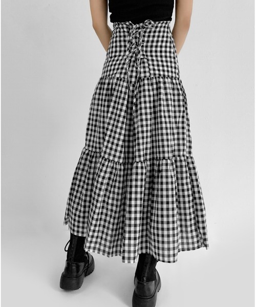 LVEU.（ラブユ.）の「Back ribbon gingham check skirt / バックリボンギンガムチェックスカート（スカート・レディース・ブラック・FREE）」の5枚目の写真