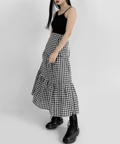 LVEU.（ラブユ.）の「Back ribbon gingham check skirt / バックリボンギンガムチェックスカート（スカート・レディース・ブラック・FREE）」の8枚目の写真