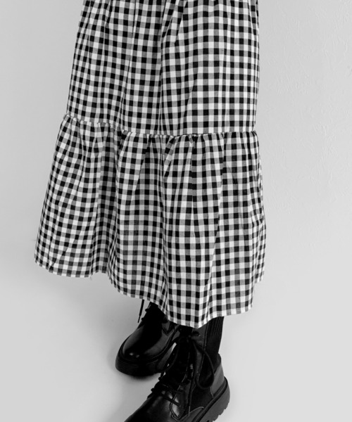 LVEU.（ラブユ.）の「Back ribbon gingham check skirt / バックリボンギンガムチェックスカート（スカート・レディース・ブラック・FREE）」の6枚目の写真
