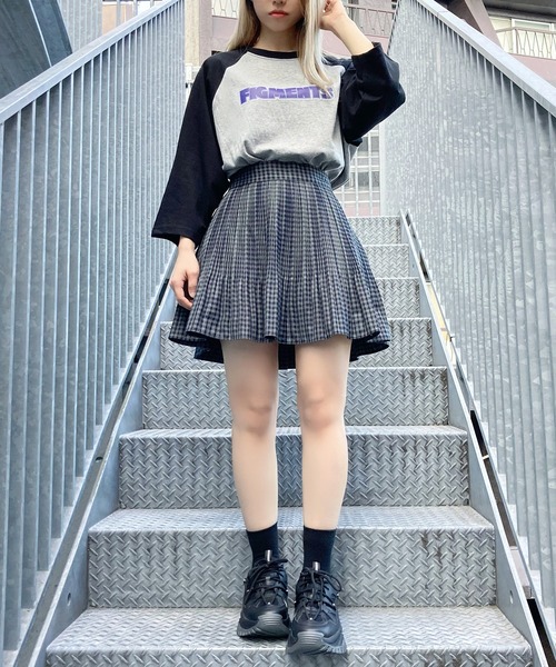 Figments（フィグメンツ）の「コミックロゴラグランTシャツ（Tシャツ/カットソー・レディース・ブルー/グリーン/レッド・MEDIUM/SMALL）」の18枚目の写真