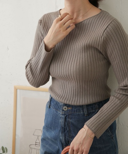 URBAN RESEARCH DOORS（アーバンリサーチドアーズ）の「ワイドVネックリブニット（ニット/セーター・レディース・アイボリー/グレー系その他/カーキ/ブラック・ONE）」の6枚目の写真